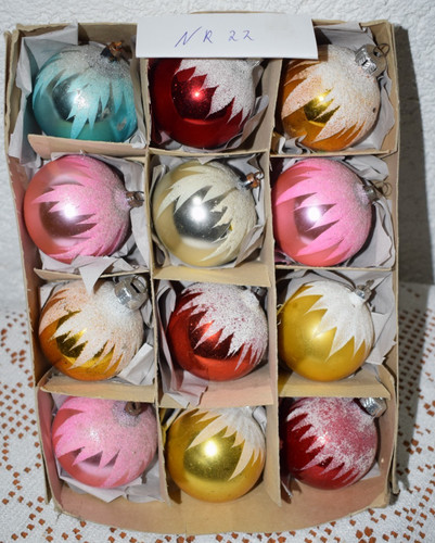 Alter christbaumschmuck - x,